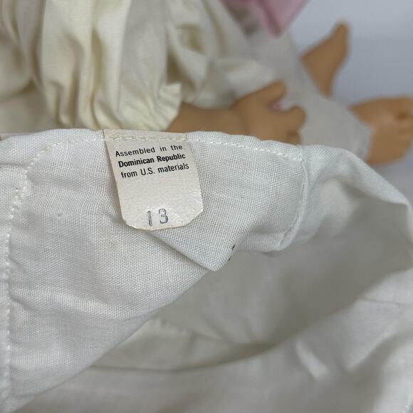 Vintage Gotz Baby Doll Blonde Blue Eyes Dress Bonnet Götz-Puppe Sleep Eyes Tag - Picture 8 of 9